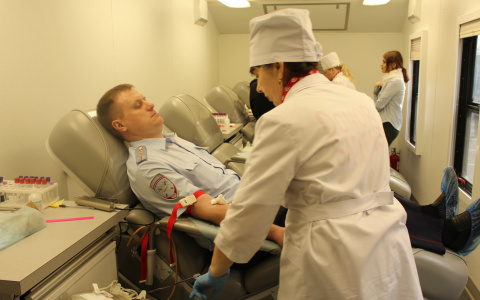 Сотрудники Госавтоинспекции Мордовии сдали кровь для пострадавших в ДТП