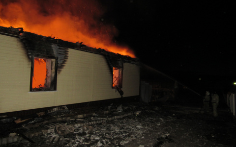 В пригороде Саранска горел жилой дом