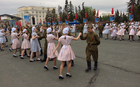 В Саранске прошел Бал Победы (ФОТО)