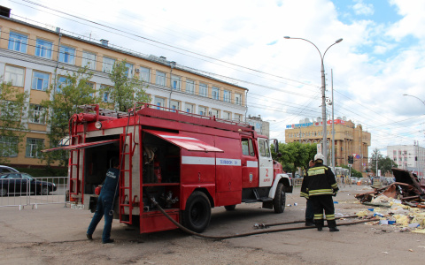 В Мордовии вспыхнул комбайн