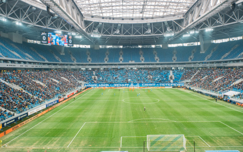 Замена газона на стадионе «Зенит-Арена» обойдется в девять миллионов рублей