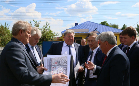 Врио Главы Мордовии Владимир Волков осмотрел объекты под строительство жилых комплексов в Саранске