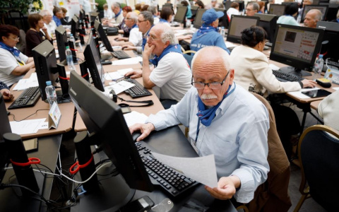 Команда пенсионеров из Мордовии стала одной из сильнейших команд России на Чемпионате по компьютерному многоборью