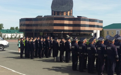 В Саранске прошел гарнизонный развод нарядов полиции (ФОТО)