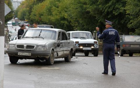 Житель Мордовии угнал автомобиль товарища и отправил в кювет