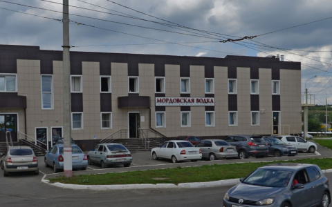 Ликеро-водочный завод «Саранский» попался на незаконном использовании символики ФИФА