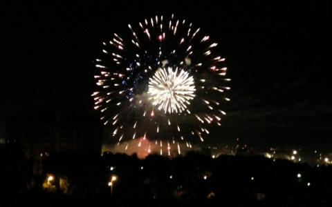 Стало известно какую сумму потратили на салют в Саранске 12 июня