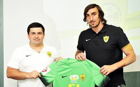 Экс-футболист «Мордовии» на правах свободного агента присоединился к «Анжи»