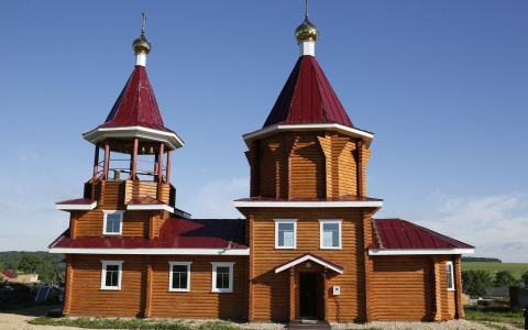 В Мордовии освятили храм на приходе, где молился Толстой (ФОТО)