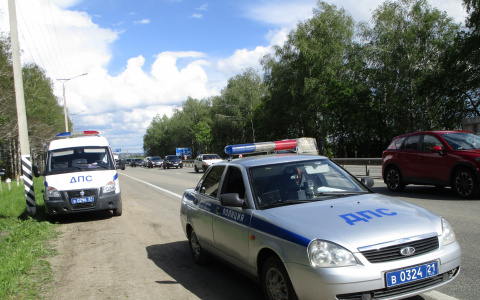 В Мордовии пьяный слесарь-мотоциклист без прав врезался в железный забор