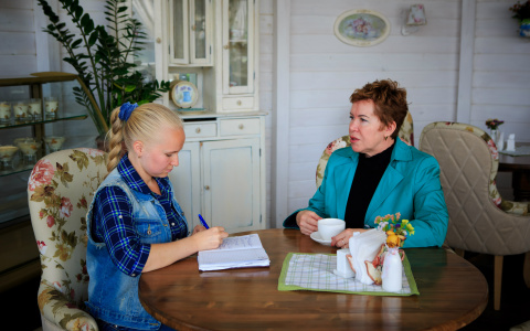 Гороскоп на 16 июля: у одного из знаков благоприятный день для общения