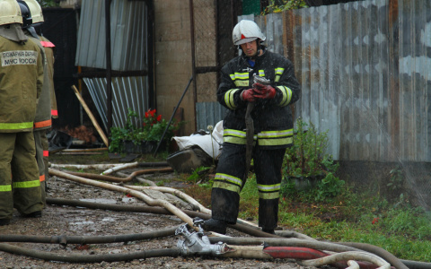 В Мордовии горел жилой дом: более 20 человек эвакуировали