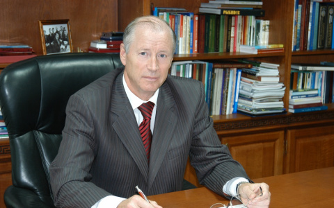 СМИ: Сенатор от Мордовии Николай Петрушкин может покинуть Совет Федерации в сентябре