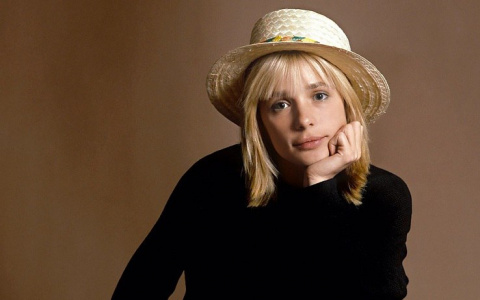 Российские СМИ: причиной смерти Веры Глаголевой стал рак желудка