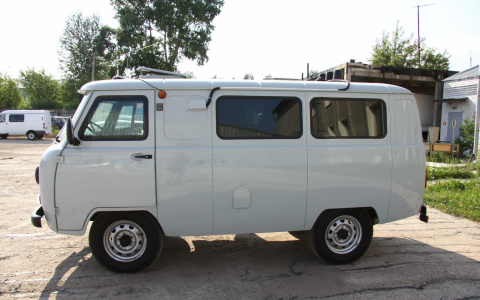 В Мордовии пенсионер на «УАЗе» оказался в кювете