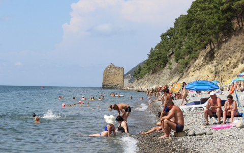 Названы популярные у россиян направления отдыха на осень-зиму