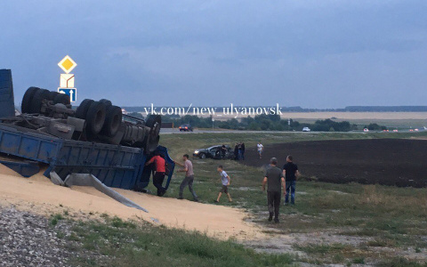 На трассе «Саранск-Ульяновск» пострадал ребенок из-за столкновения иномарки и большегруза