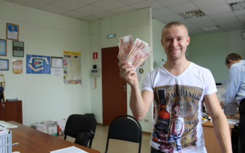 Россияне рассказали, сколько денег им нужно для счастья