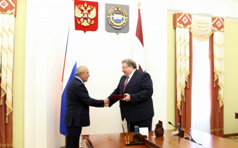 Владимир Волков получил удостоверение об избрании на должность Главы Мордовии
