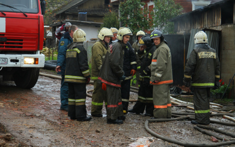 В Мордовии пожар уничтожил жилой дом