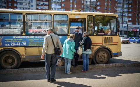 В Саранске невнимательный водитель автобуса сшиб пенсионерку