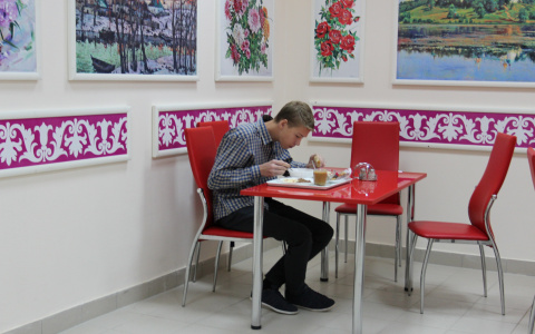 В Мордовии не кормили детей-инвалидов