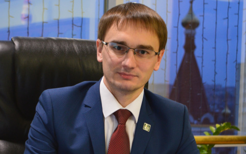 Директор Мордовского РФ АО «Россельхозбанк» Сергей Серов с наилучшими пожеланиями работникам сельского хозяйства и перерабатывающей промышленности