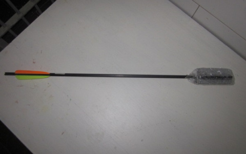 В мордовскую колонию прилетела стрела с сотовым телефоном