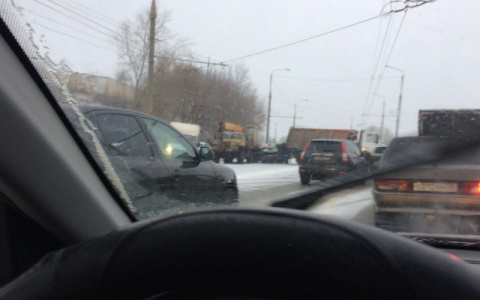 В Госавтоинспекции Мордовии рассказали подробности тройного ДТП на улице Осипенко