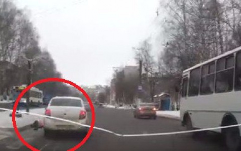 В Саранске две девушки попали под колеса «Гранты»