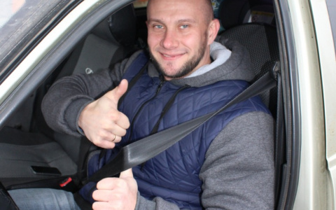 Чемпион России по атлетическому фитнесу из Саранска показал пример водителям