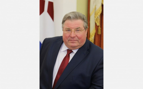 Глава Мордовия поздравил жителей региона с Днем Героев Отечества