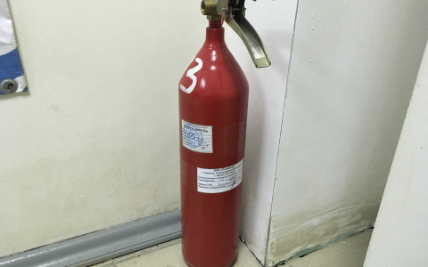 Сотрудница саранской сауны получила удар огнетушителем