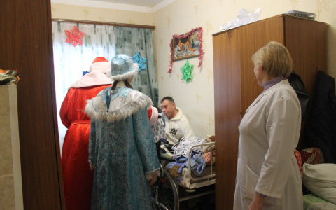 В Мордовии одинокие пожилые люди получили новогодние подарки (ФОТО)