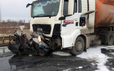 В ДТП на границе с Мордовией погибли пять человек: возбуждено уголовное дело
