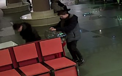 В Саранске в общественном месте подростки подожгли ящик с пожертвованиями для больной девочки Евдокии