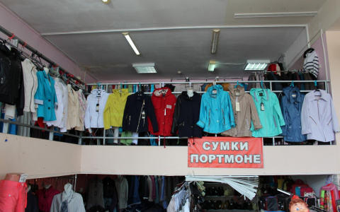 В саранском торговом центре продавали вещи сомнительного качества