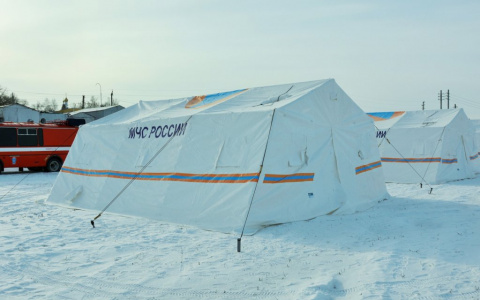 В пригороде Саранска сотрудники МЧС развернули городок жизнеобеспечения 