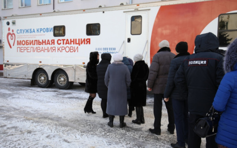 В Мордовии сотрудники МВД безвозмездно сдали 50 литров крови 