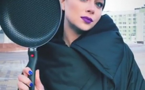 Анастасия Самбурская делится с подписчиками фотографиями из Саранска