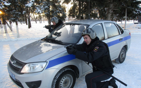 В Мордовии задержали с поличным похитителей кабеля