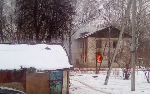 В саранском поселке ТЭЦ-2 горел двухэтажный дом