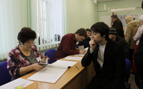 Сотрудники МЧС Мордовии следят за порядком на избирательных участках