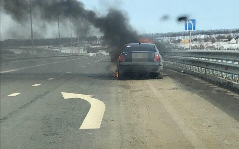 В пригороде Саранска сгорел автомобиль