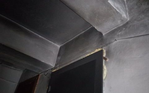 Пожар в саранской квартире: два человека пострадали, 13 - эвакуировали 