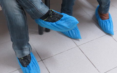 Новости России: Сантехников обяжут надевать бахилы на вызовах