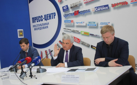 В Саранске обсудили вопросы ограничения движения транспорта во время проведения третьего тестового матча