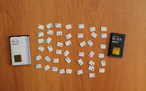 В одну из колоний Мордовии пытались передать 44 сим-карты, спрятанные во флаконе с шампунем