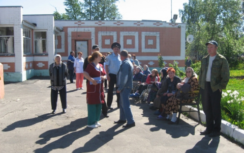 Сотрудники МЧС Мордовии провели учения в доме-интернате для престарелых