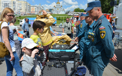 В День Рождения Саранска сотрудники МЧС организуют выставку техники для горожан